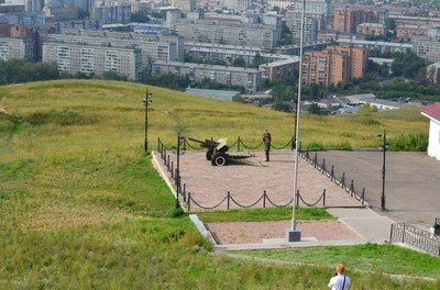 Полдень. Перед залпом