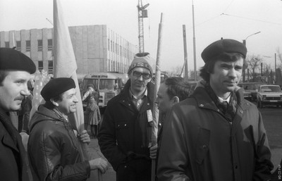 На первомайской демонстрации 1982 г. 