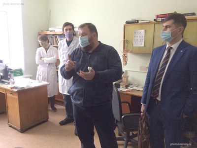 Сотрудники лаборатории ФМЯ